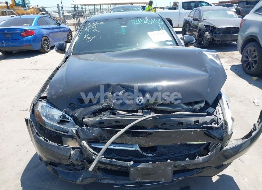Photo 13 of 2018 Mercedes-benz C 300 (VIN 55SWF4JB5JU241263)