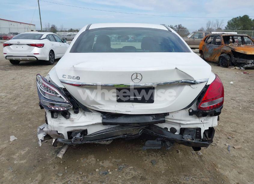 Photo 16 of 2018 Mercedes-benz C 300 (VIN 55SWF4JB5JU273159)