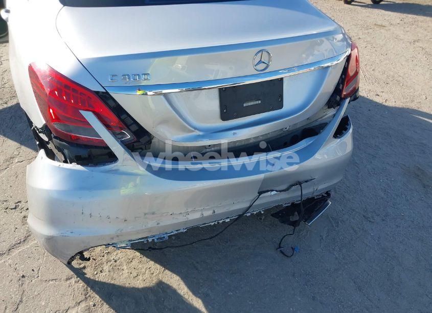 Photo 6 of 2015 Mercedes-benz C 300 LUXURY/SPORT (VIN 55SWF4JB6FU051527)