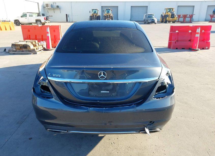 Photo 17 of 2015 Mercedes-benz C 300 LUXURY/SPORT (VIN 55SWF4JB6FU067209)