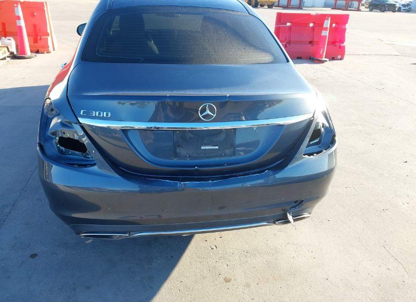 Photo 6 of 2015 Mercedes-benz C 300 LUXURY/SPORT (VIN 55SWF4JB6FU067209)