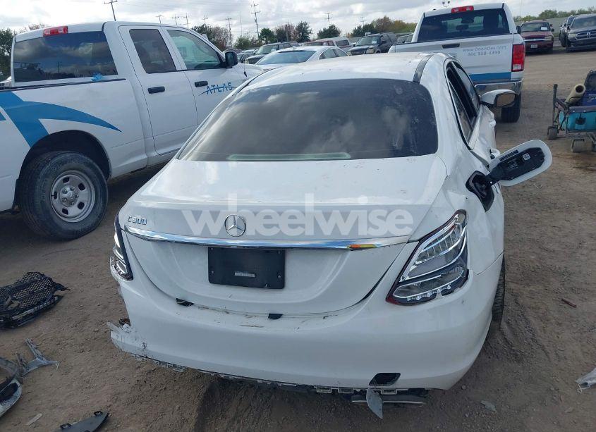 Photo 17 of 2016 Mercedes-benz C 300 LUXURY/SPORT (VIN 55SWF4JB6GU104065)