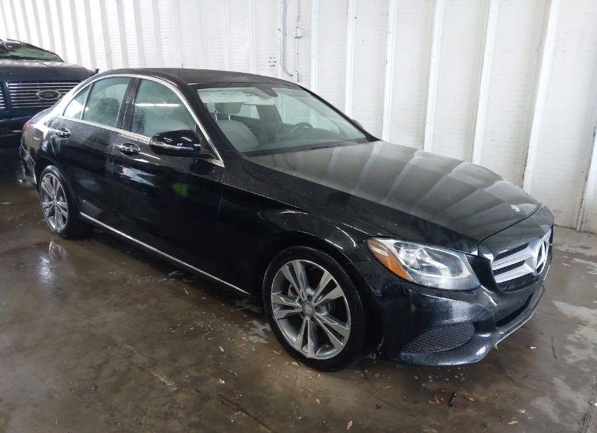 2016 Mercedes-benz C-class C 300/LUXURY/SPORT (VIN 55SWF4JB6GU108116) main photo