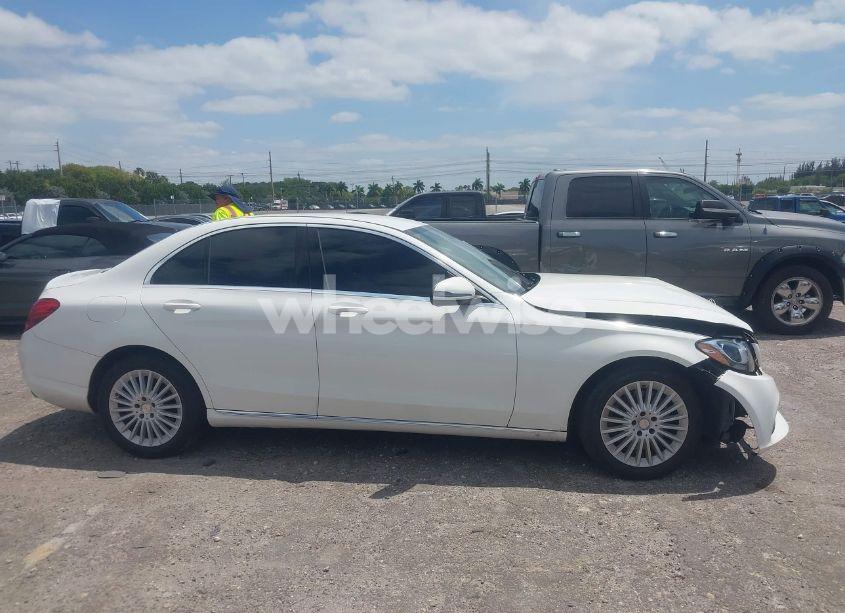 Photo 13 of 2017 Mercedes-benz C 300 LUXURY/SPORT (VIN 55SWF4JB6HU186221)