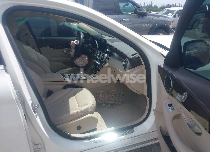 Photo 5 of 2017 Mercedes-benz C 300 LUXURY/SPORT (VIN 55SWF4JB6HU186221)