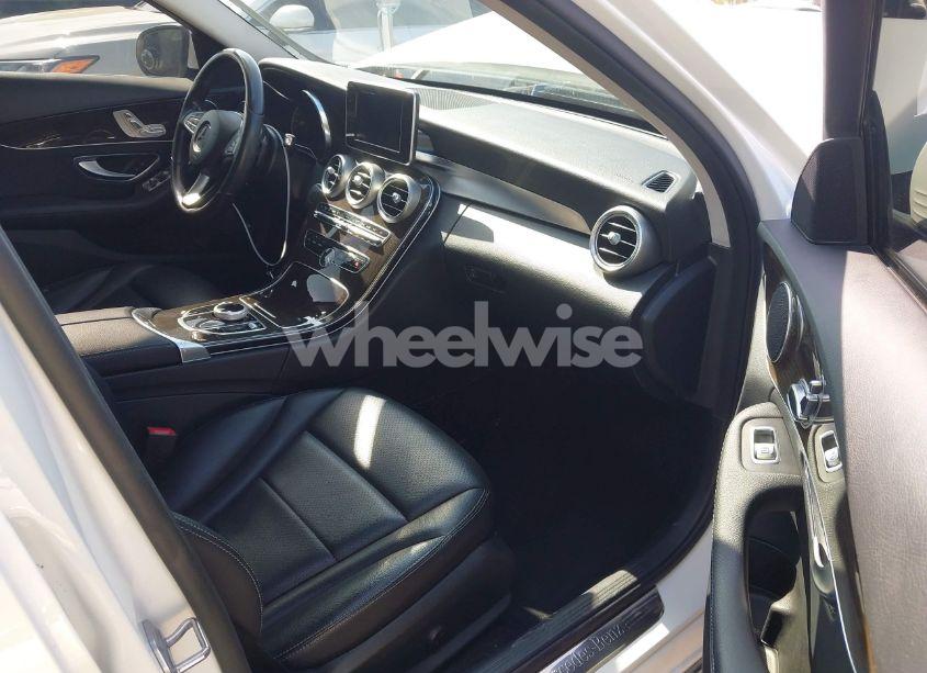 Photo 5 of 2017 Mercedes-benz C 300 LUXURY/SPORT (VIN 55SWF4JB6HU188700)