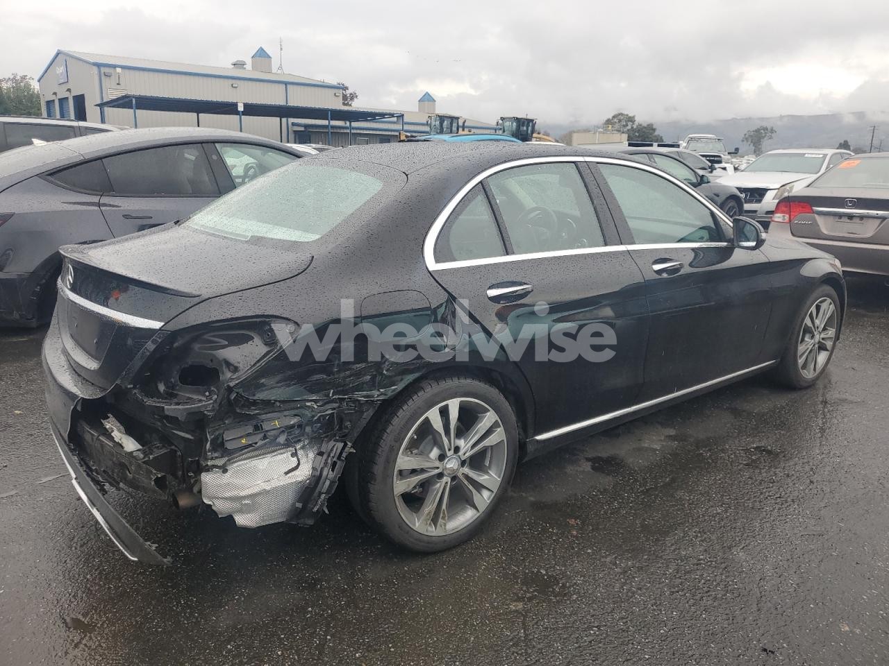 Photo 3 of 2017 MERCEDES-BENZ C 300 (VIN 55SWF4JB6HU209187)