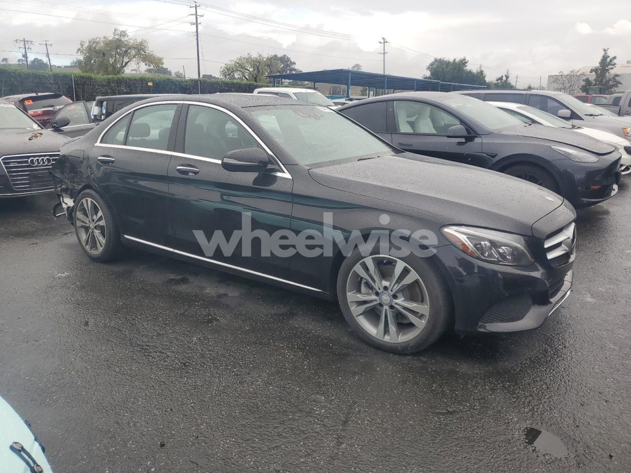 Photo 4 of 2017 MERCEDES-BENZ C 300 (VIN 55SWF4JB6HU209187)