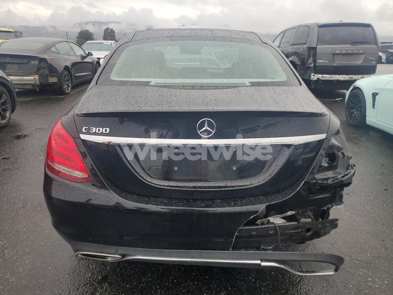 Photo 6 of 2017 MERCEDES-BENZ C 300 (VIN 55SWF4JB6HU209187)