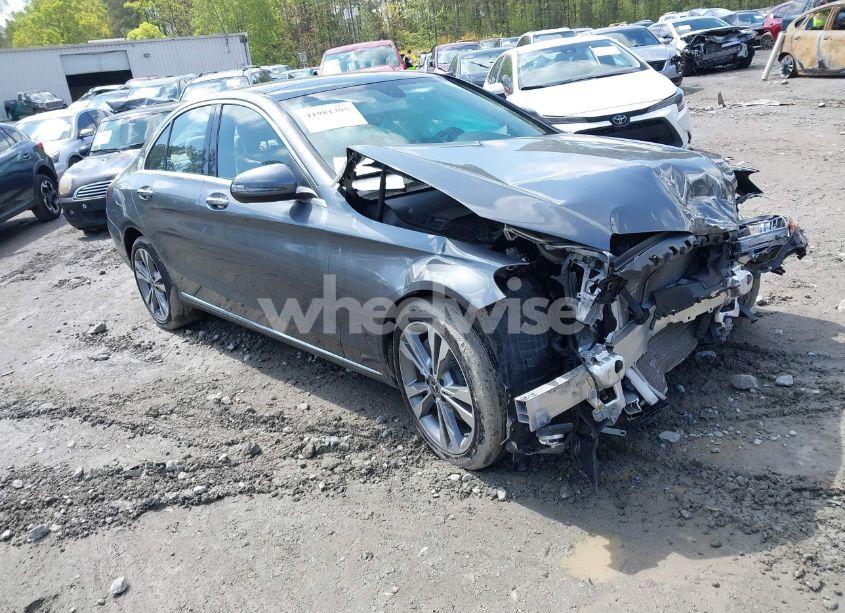 2017 Mercedes-benz C 300 LUXURY/SPORT (VIN 55SWF4JB6HU216916) main photo