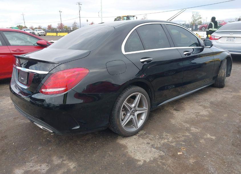 Photo 4 of 2018 Mercedes-benz C 300 (VIN 55SWF4JB6JU275955)