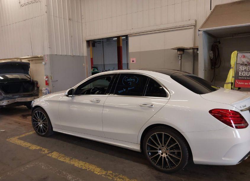 Photo 15 of 2015 Mercedes-benz C 300 LUXURY/SPORT (VIN 55SWF4JB7FU046983)