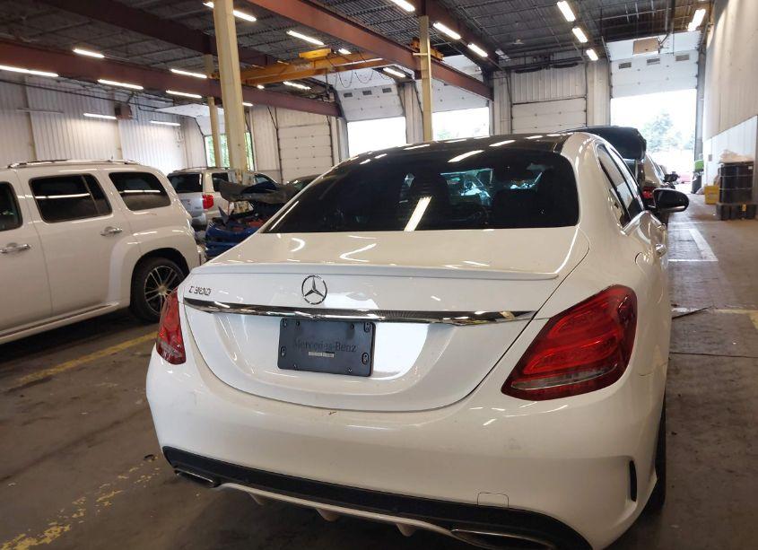 Photo 17 of 2015 Mercedes-benz C 300 LUXURY/SPORT (VIN 55SWF4JB7FU046983)