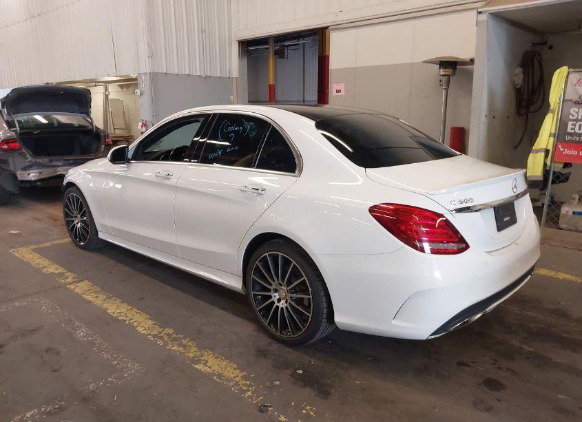 Photo 3 of 2015 Mercedes-benz C 300 LUXURY/SPORT (VIN 55SWF4JB7FU046983)
