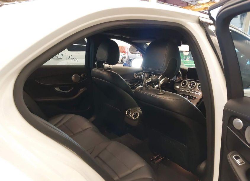 Photo 8 of 2015 Mercedes-benz C 300 LUXURY/SPORT (VIN 55SWF4JB7FU046983)