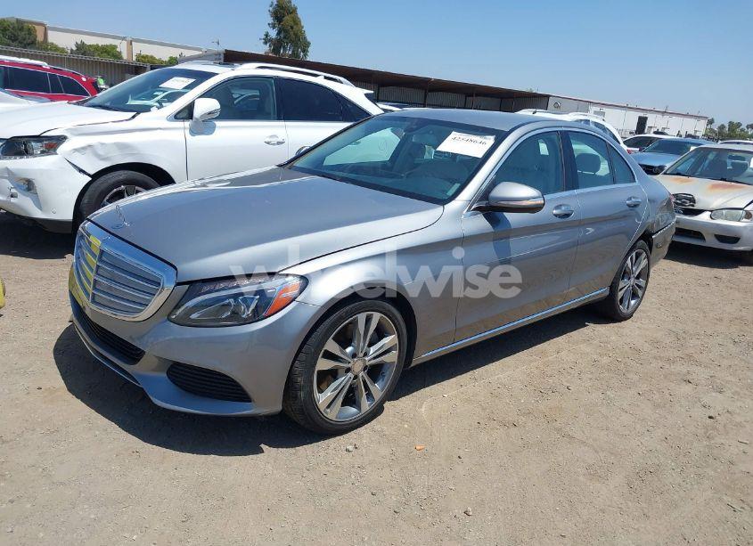 Photo 2 of 2015 Mercedes-benz C 300 LUXURY/SPORT (VIN 55SWF4JB7FU047874)