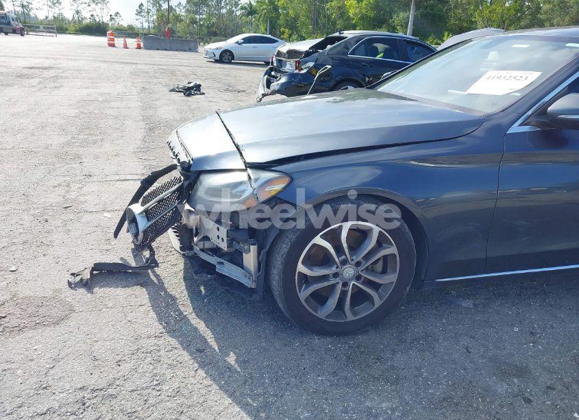 Photo 6 of 2015 Mercedes-benz C 300 LUXURY/SPORT (VIN 55SWF4JB7FU084505)