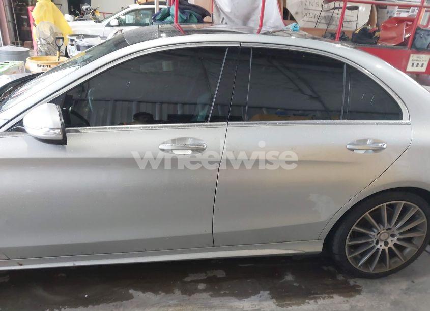 Photo 14 of 2015 Mercedes-benz C 300 (VIN 55SWF4JB7FU089249)