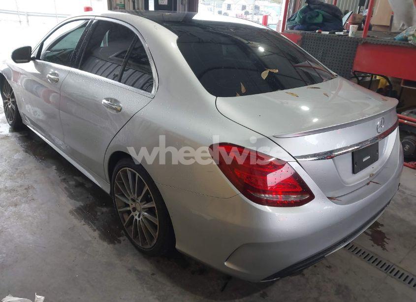 Photo 3 of 2015 Mercedes-benz C 300 (VIN 55SWF4JB7FU089249)