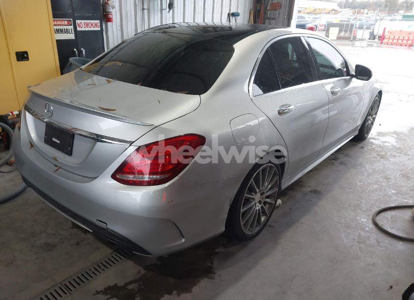 Photo 4 of 2015 Mercedes-benz C 300 (VIN 55SWF4JB7FU089249)