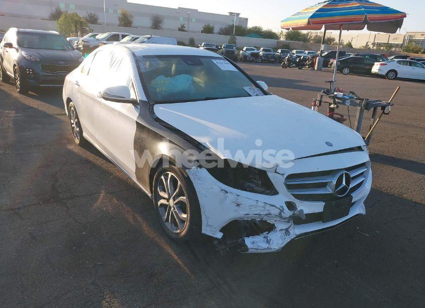 2017 Mercedes-benz C 300 LUXURY/SPORT (VIN 55SWF4JB7HU200532) main photo