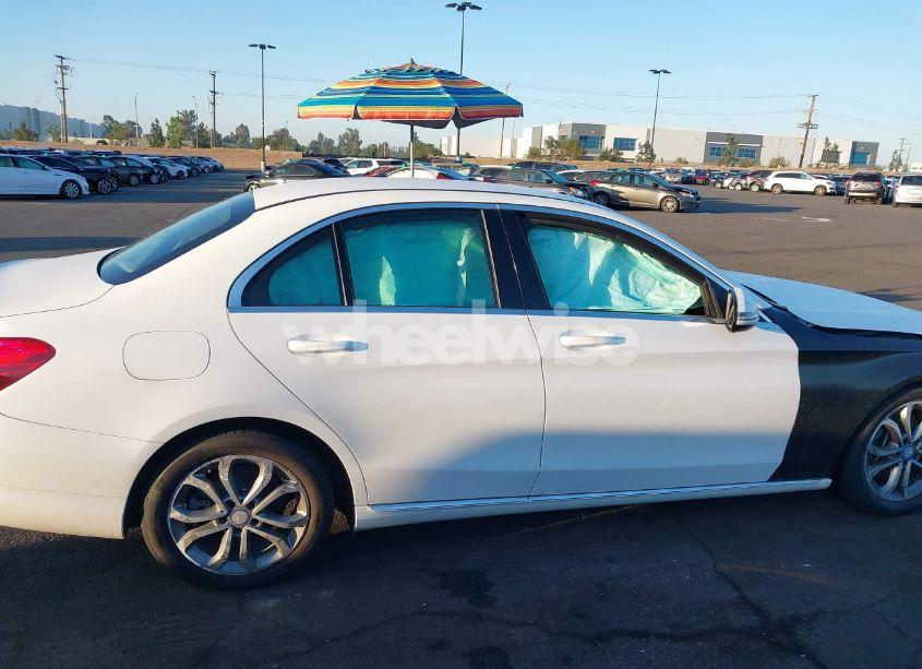 Photo 13 of 2017 Mercedes-benz C 300 LUXURY/SPORT (VIN 55SWF4JB7HU200532)