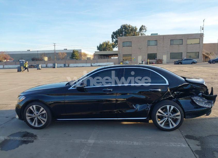 Photo 13 of 2018 Mercedes-benz C 300 (VIN 55SWF4JB7JU235626)