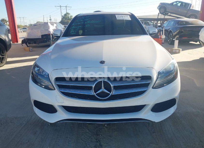 Photo 13 of 2018 Mercedes-benz C 300 (VIN 55SWF4JB7JU262387)