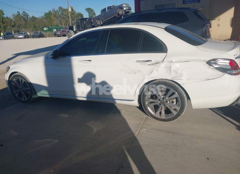 Photo 15 of 2018 Mercedes-benz C 300 (VIN 55SWF4JB7JU262387)