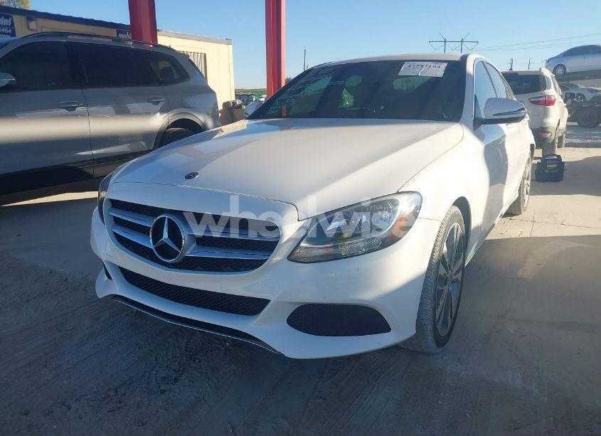 Photo 2 of 2018 Mercedes-benz C 300 (VIN 55SWF4JB7JU262387)