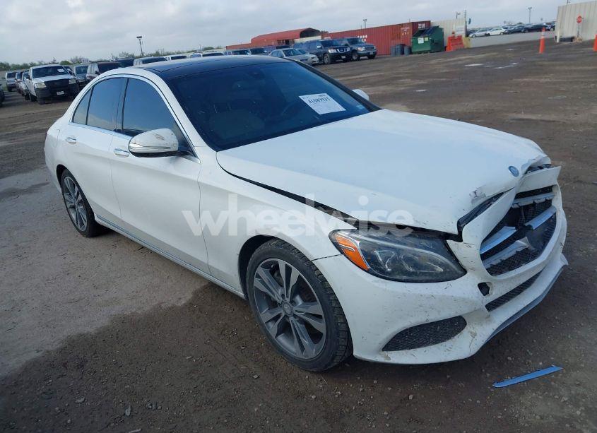 2015 Mercedes-benz C 300 LUXURY/SPORT (VIN 55SWF4JB8FU045549) main photo