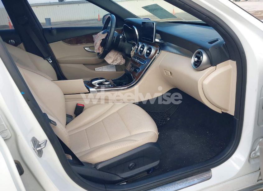 Photo 5 of 2015 Mercedes-benz C 300 LUXURY/SPORT (VIN 55SWF4JB8FU045549)