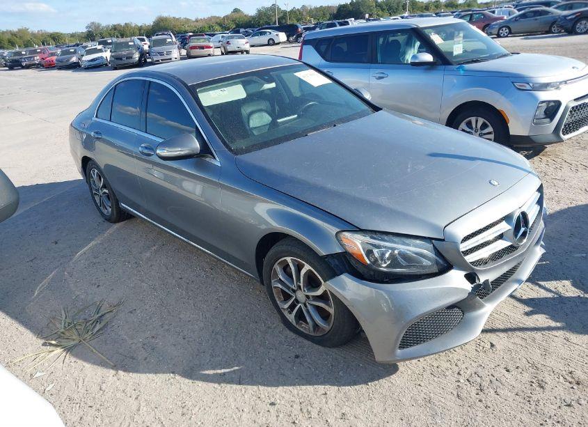 2015 Mercedes-benz C 300 LUXURY/SPORT (VIN 55SWF4JB8FU053828) main photo