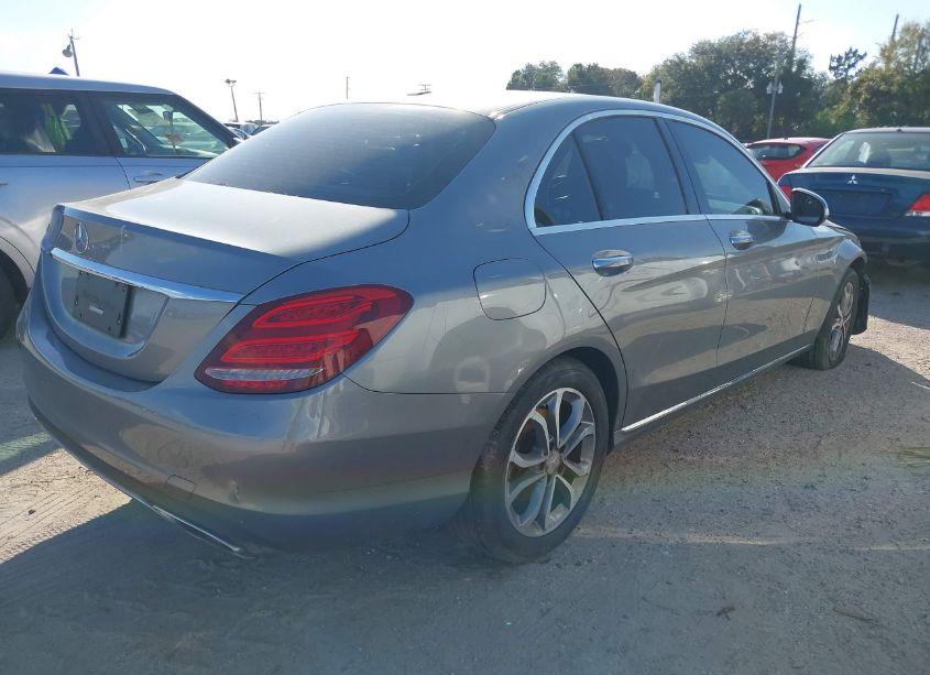Photo 4 of 2015 Mercedes-benz C 300 LUXURY/SPORT (VIN 55SWF4JB8FU053828)