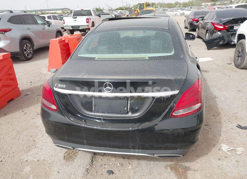 Photo 15 of 2015 Mercedes-benz C 300 LUXURY/SPORT (VIN 55SWF4JB8FU055630)