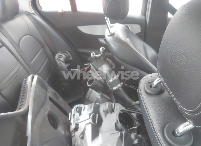 Photo 8 of 2015 Mercedes-benz C 300 LUXURY/SPORT (VIN 55SWF4JB8FU055630)