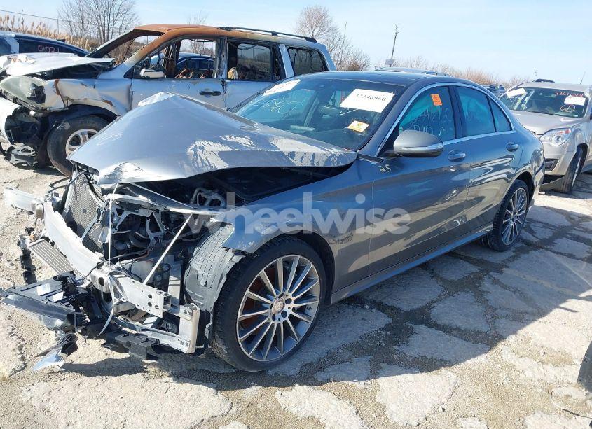 Photo 2 of 2015 Mercedes-benz C 300 LUXURY/SPORT (VIN 55SWF4JB8FU059287)