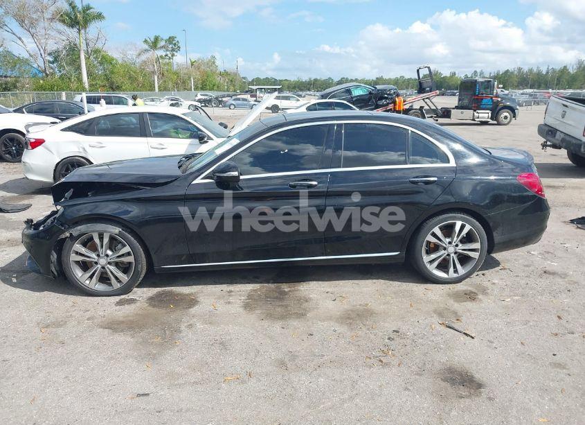 Photo 13 of 2015 Mercedes-benz C 300 LUXURY/SPORT (VIN 55SWF4JB8FU062030)