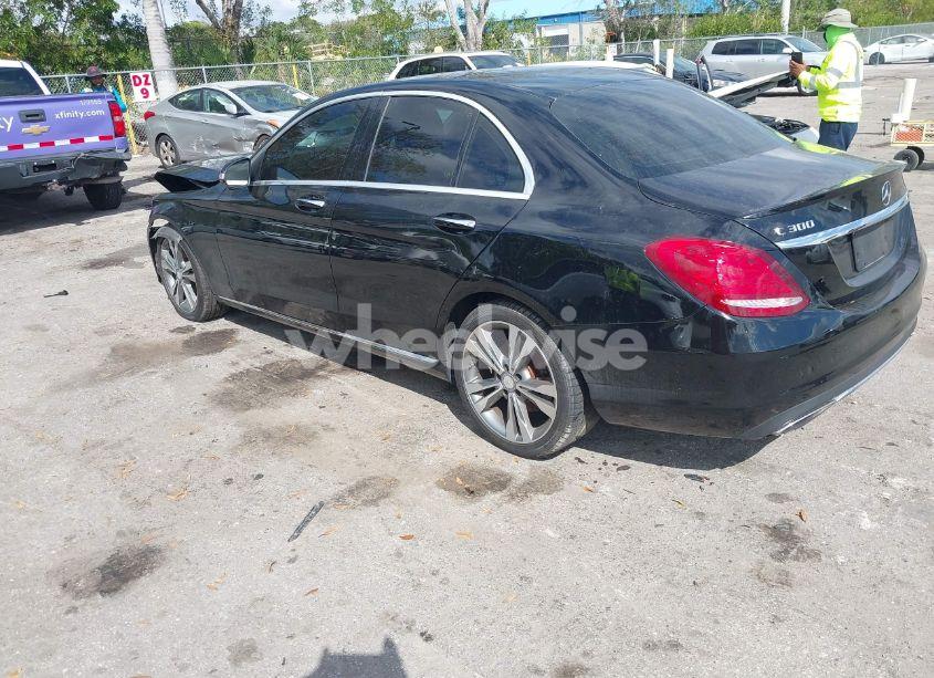 Photo 3 of 2015 Mercedes-benz C 300 LUXURY/SPORT (VIN 55SWF4JB8FU062030)