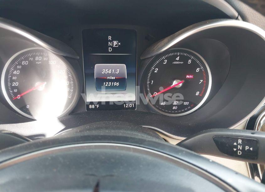 Photo 7 of 2015 Mercedes-benz C 300 LUXURY/SPORT (VIN 55SWF4JB8FU062030)