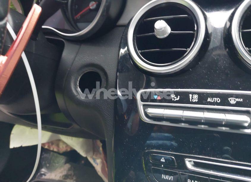 Photo 19 of 2015 Mercedes-benz C 300 LUXURY/SPORT (VIN 55SWF4JB8FU065543)