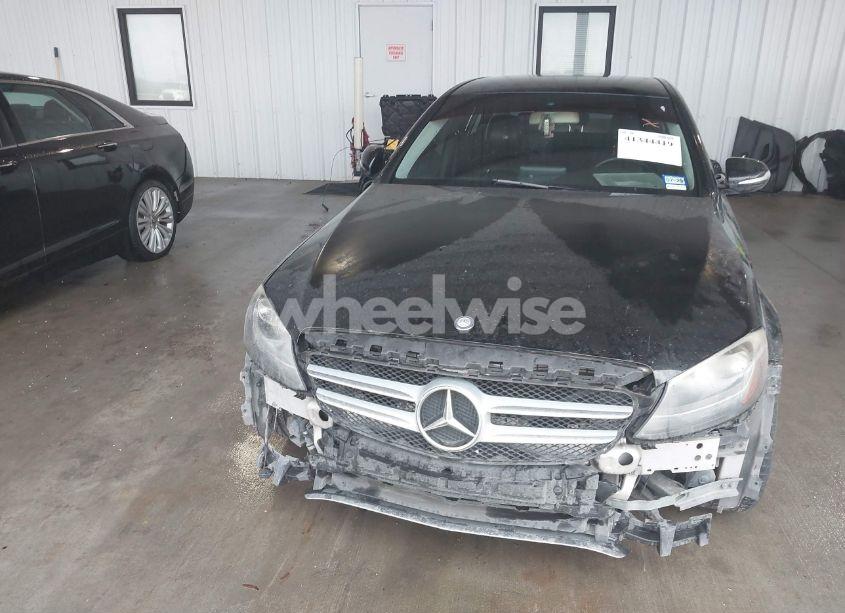 Photo 12 of 2015 Mercedes-benz C 300 LUXURY/SPORT (VIN 55SWF4JB8FU081676)