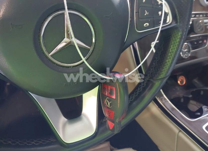 Photo 11 of 2015 Mercedes-benz C 300 (VIN 55SWF4JB8FU083878)