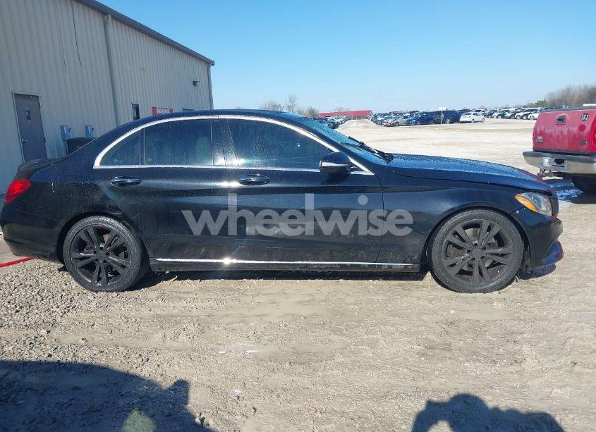 Photo 13 of 2015 Mercedes-benz C 300 (VIN 55SWF4JB8FU083878)