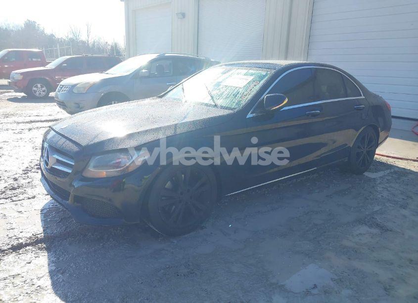 Photo 2 of 2015 Mercedes-benz C 300 (VIN 55SWF4JB8FU083878)