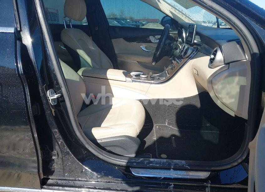 Photo 5 of 2015 Mercedes-benz C 300 (VIN 55SWF4JB8FU083878)