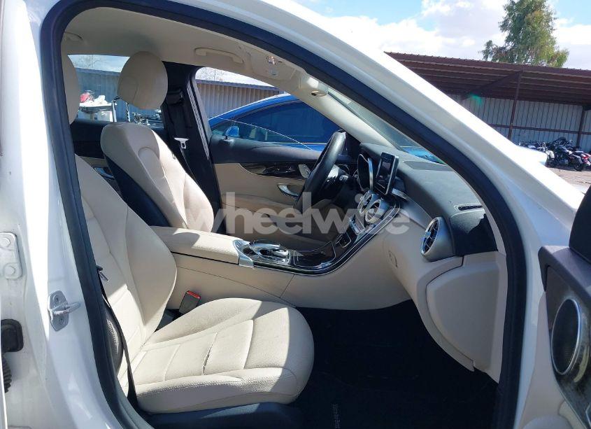 Photo 5 of 2016 Mercedes-benz C 300 LUXURY/SPORT (VIN 55SWF4JB8GU107906)