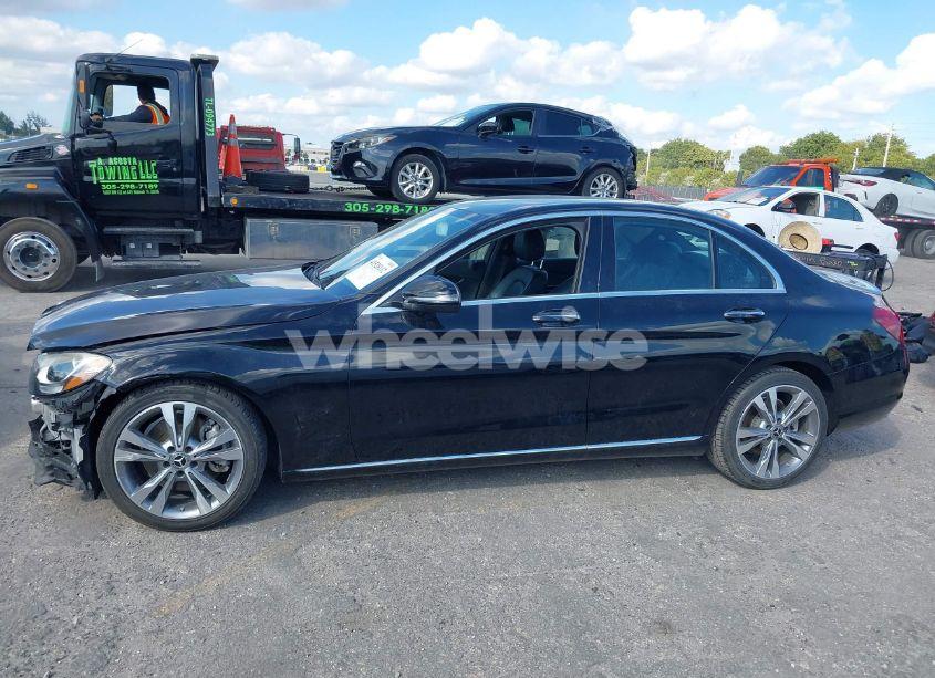 Photo 14 of 2017 Mercedes-benz C 300 LUXURY/SPORT (VIN 55SWF4JB8HU211670)