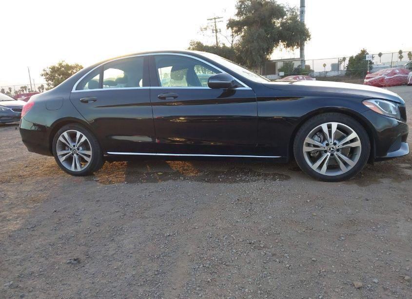 Photo 13 of 2017 Mercedes-benz C 300 LUXURY/SPORT (VIN 55SWF4JB8HU233703)