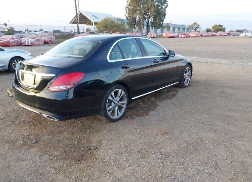 Photo 4 of 2017 Mercedes-benz C 300 LUXURY/SPORT (VIN 55SWF4JB8HU233703)